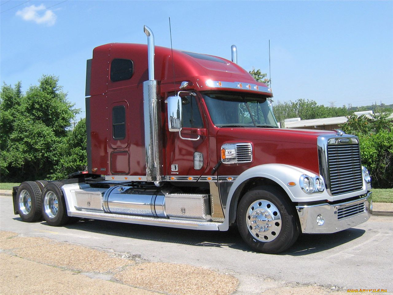 Freightliner Coronado raised Roof